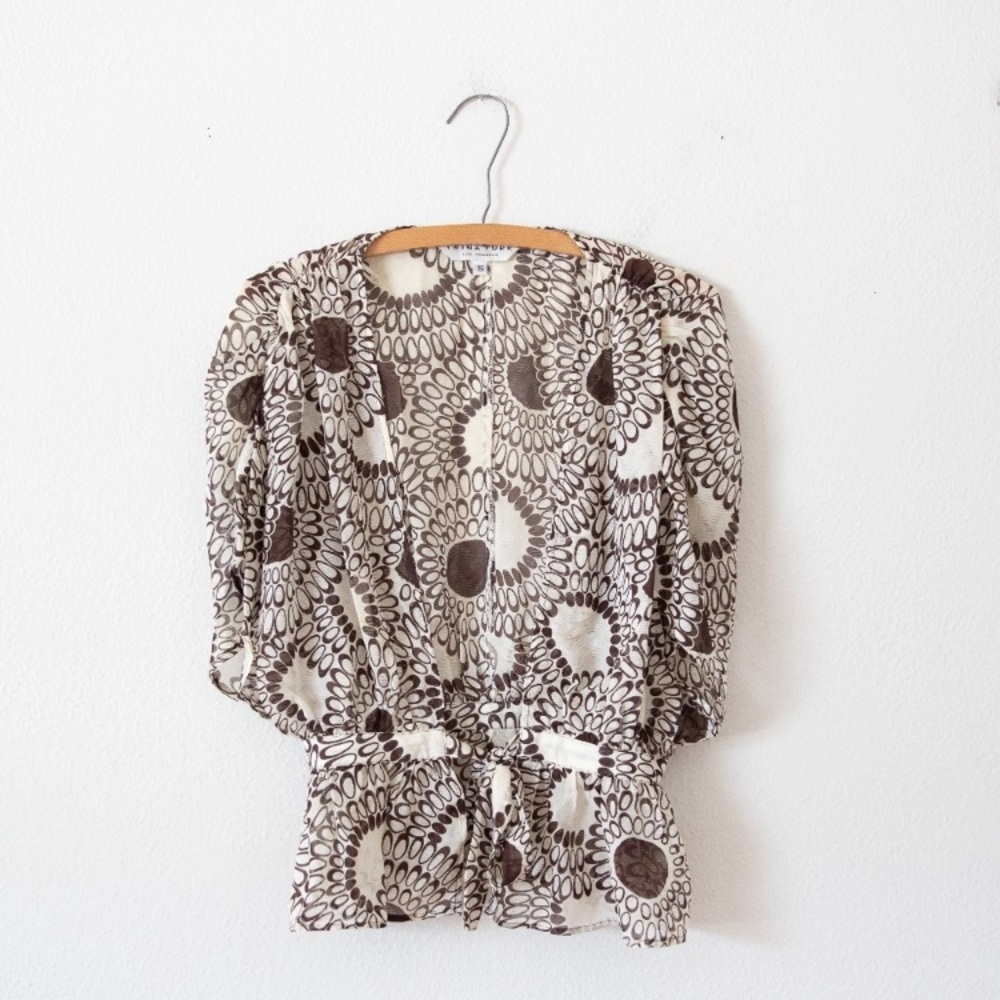 Trina Turk brown and white silk wrap top sz S